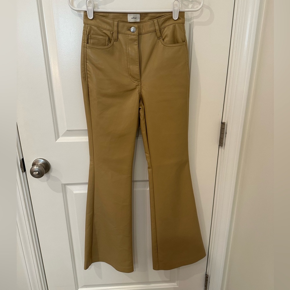 Aritzia Wilfred Leather Flare Pant - 0